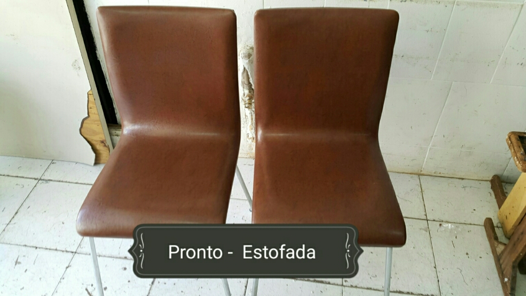 Cadeiras de jantar modernas com estofado de couro marrom prontas